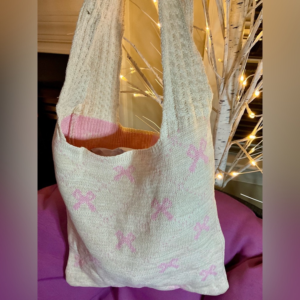 Beige and Pink Bow Knit Tote Bag